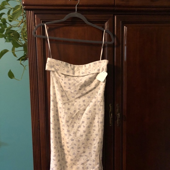 Altar’d State New with tags White Floral Strapless Women’s  Dress - Picture 3 of 10